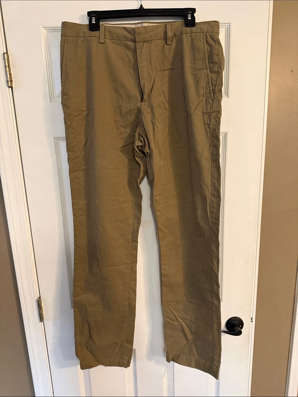 Banana Republic Men's Tan Chino Pants
